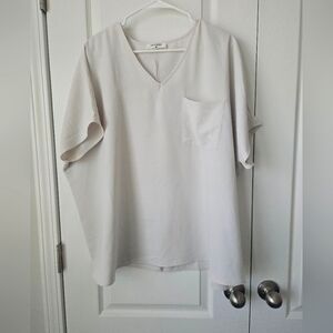 Zenana Outfitters Cream V-Neck Pocket Short Sleeve Top